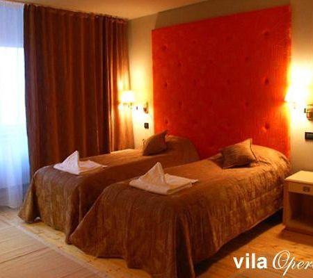 Hotel Opera Oradea Exteriér fotografie
